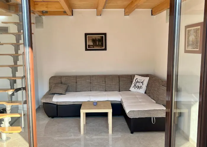 Tesla Apartman